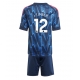 Arsenal Jurrien Timber #12 Bortedraktsett Barn 2025-26 Kortermet (+ Korte bukser) Arsenal Jurrien Timber #12 Bortedraktsett Barn 2025-26 Kortermet (+ Korte bukser)